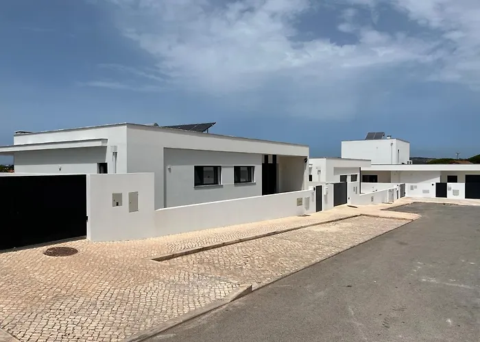 Casa Felino Nadadouro